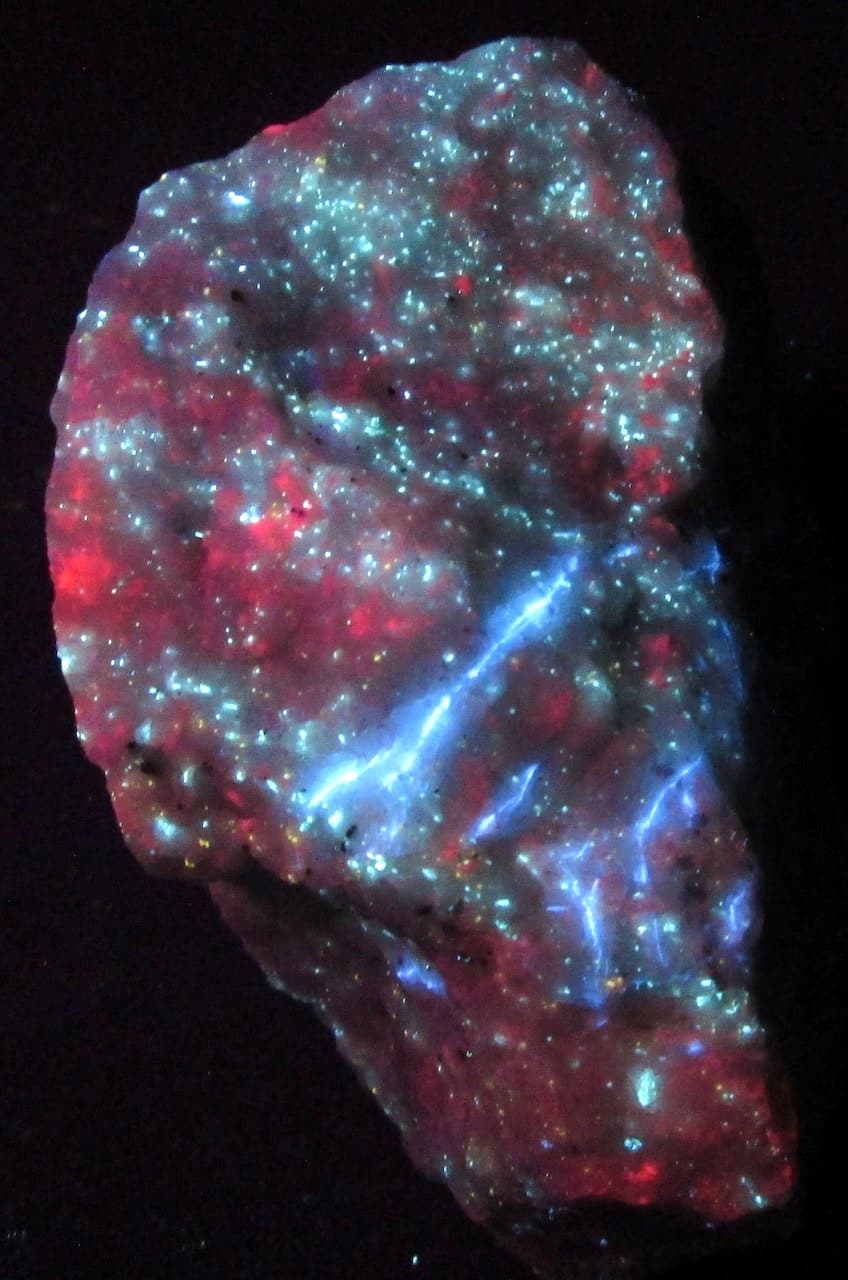 Aragonite "Lightning Bolts" Star Constellations Fluorescent Mineral Long Lake CA 5
