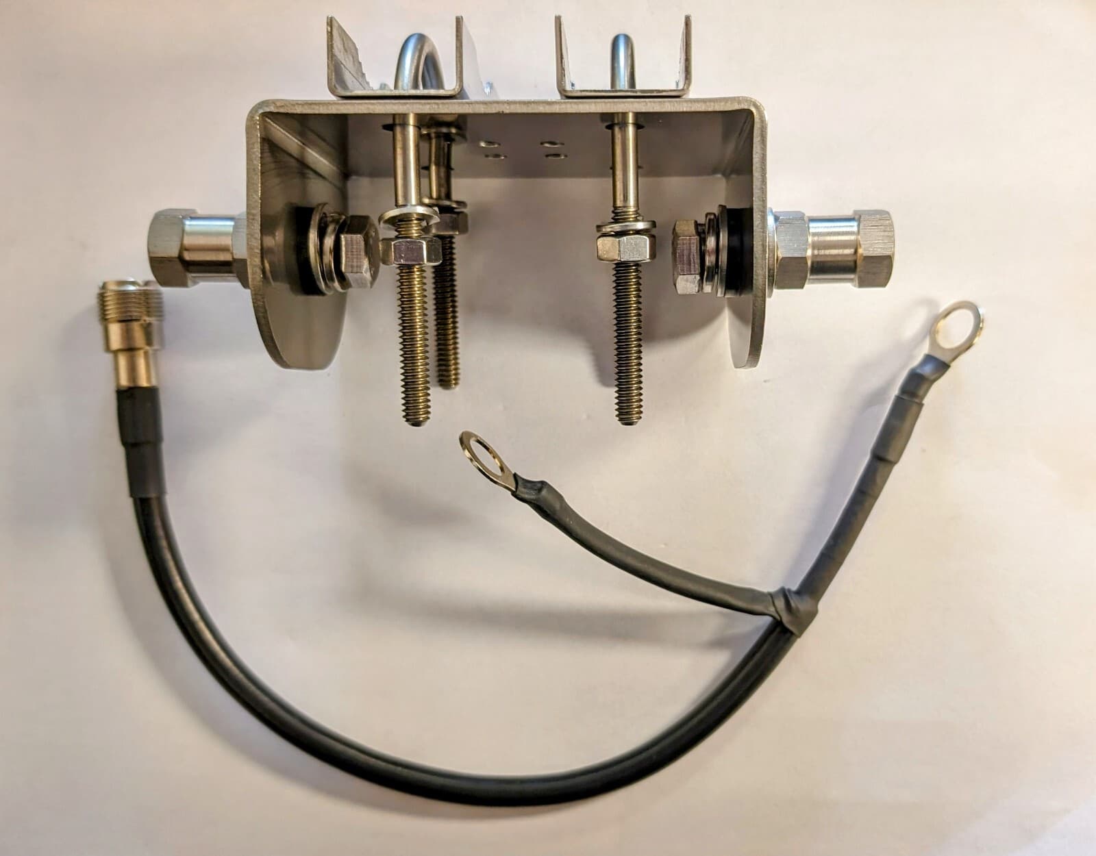 ProComm DP4MFPL Universal Dipole Antenna Mount w/Lug Studs & 1’ Female UHF Cable