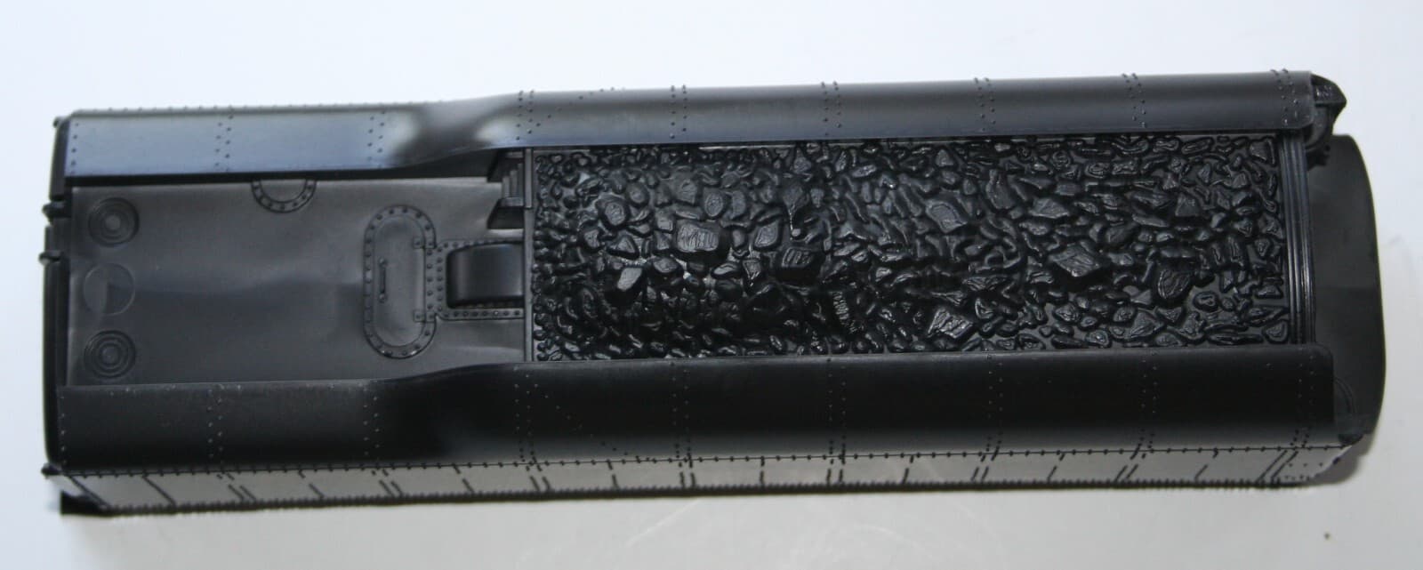 LIONEL 2046 2671 TENDER SHELL UNPAINTED WITH BACK UP LIGHT HOLES BRAND NEW 2