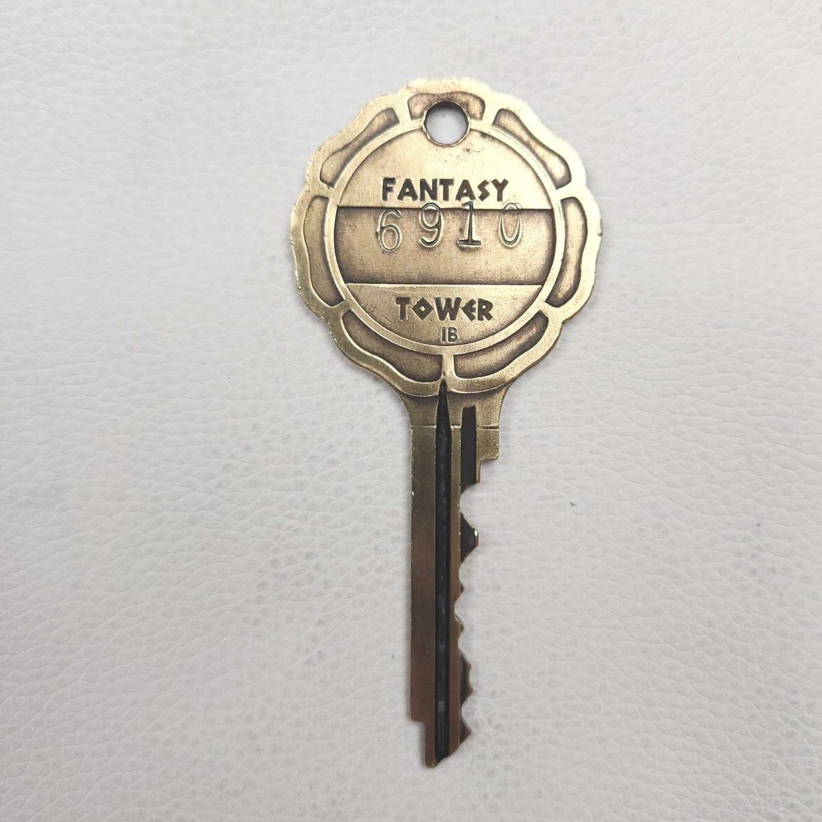 VINTAGE Caesars Palace Fantasy Tower Brass Room Key Las Vegas Casino 1979-1990s 2