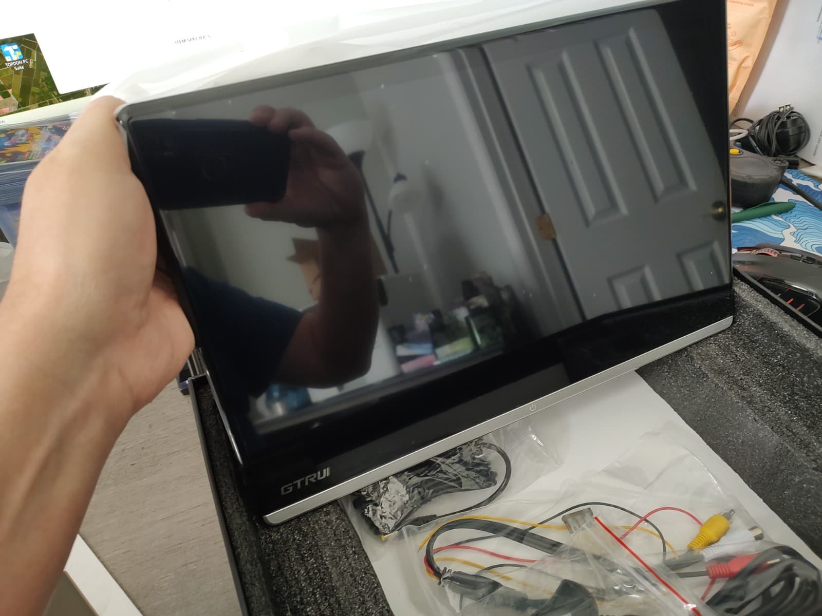 14 Inch 4G+64G Android 13 Car Headrest Video Player, Rear Seat Car TV with 4K 4