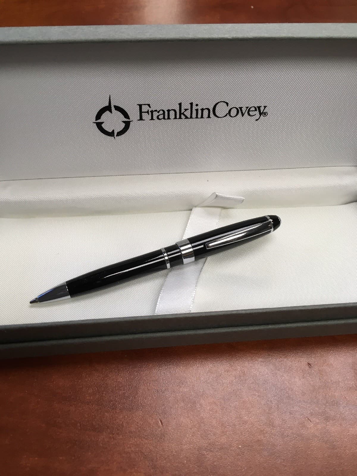 Franklin Covey Bristol MINI Black Lacquer Ballpoint Pen 2