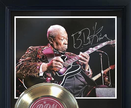 BB King "Three O'Clock Blues" Framed Reproduction Signed Record Display 2