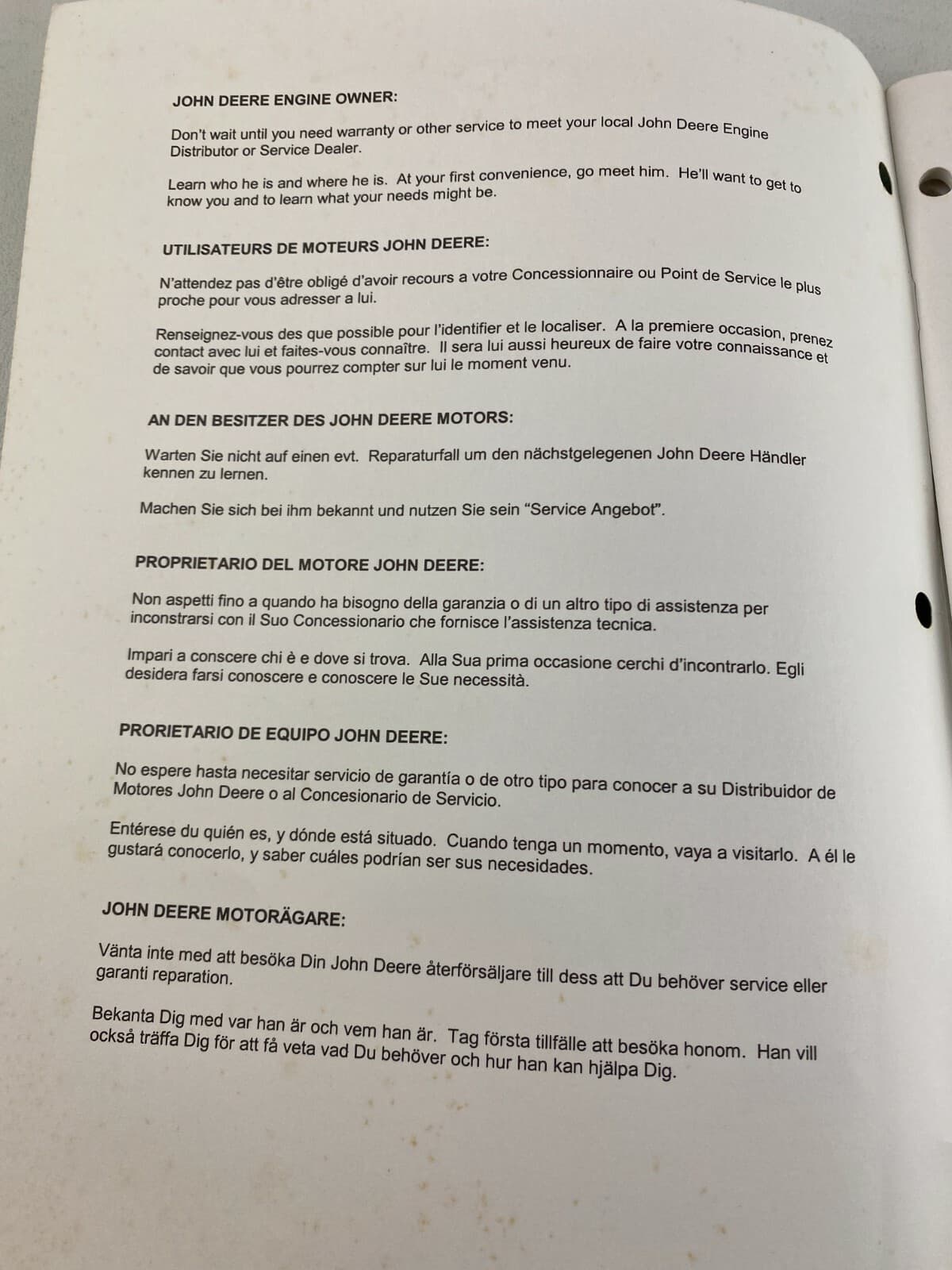 International Parts and Service Directory of John Deere Engines Book 2000  6