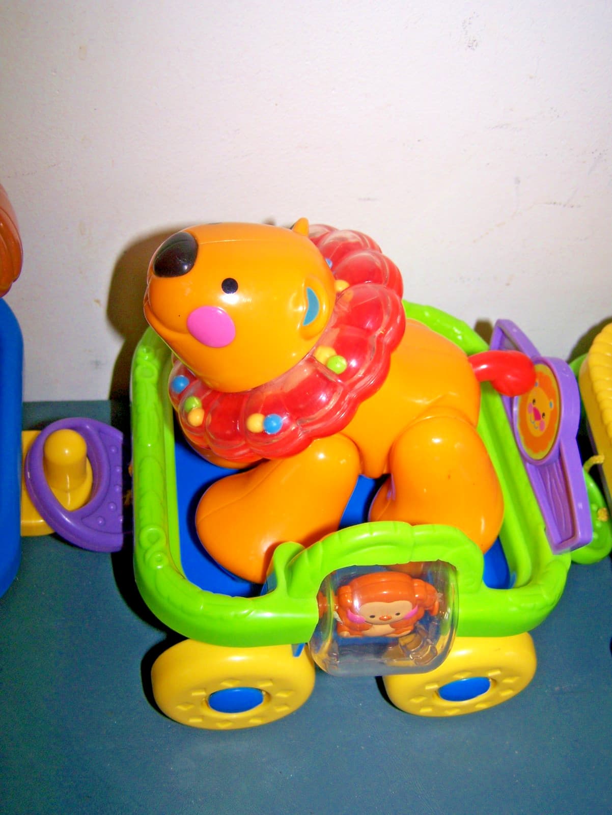 FISHER PRICE AMAZING ANIMALS SING & GO CHOO CHOO TRAIN CIRCUS 100% + XTRA'S 5