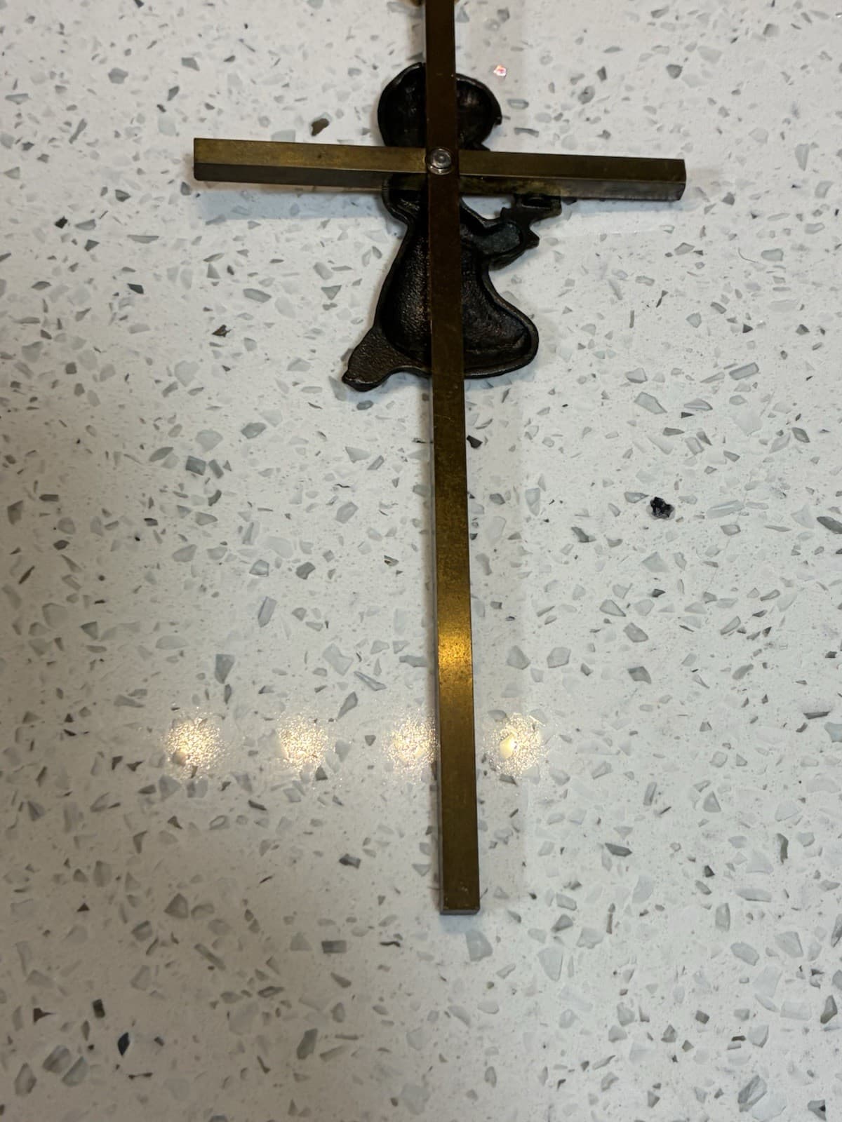 VINTAGE BRASS CROSS 6" GIRL CATHOLIC PRAYING -PREOWNED WE SHIP FAST 4