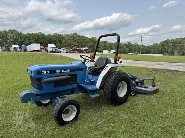 1998 New Holland 1720 2wd Tractor with Finish Mower 6