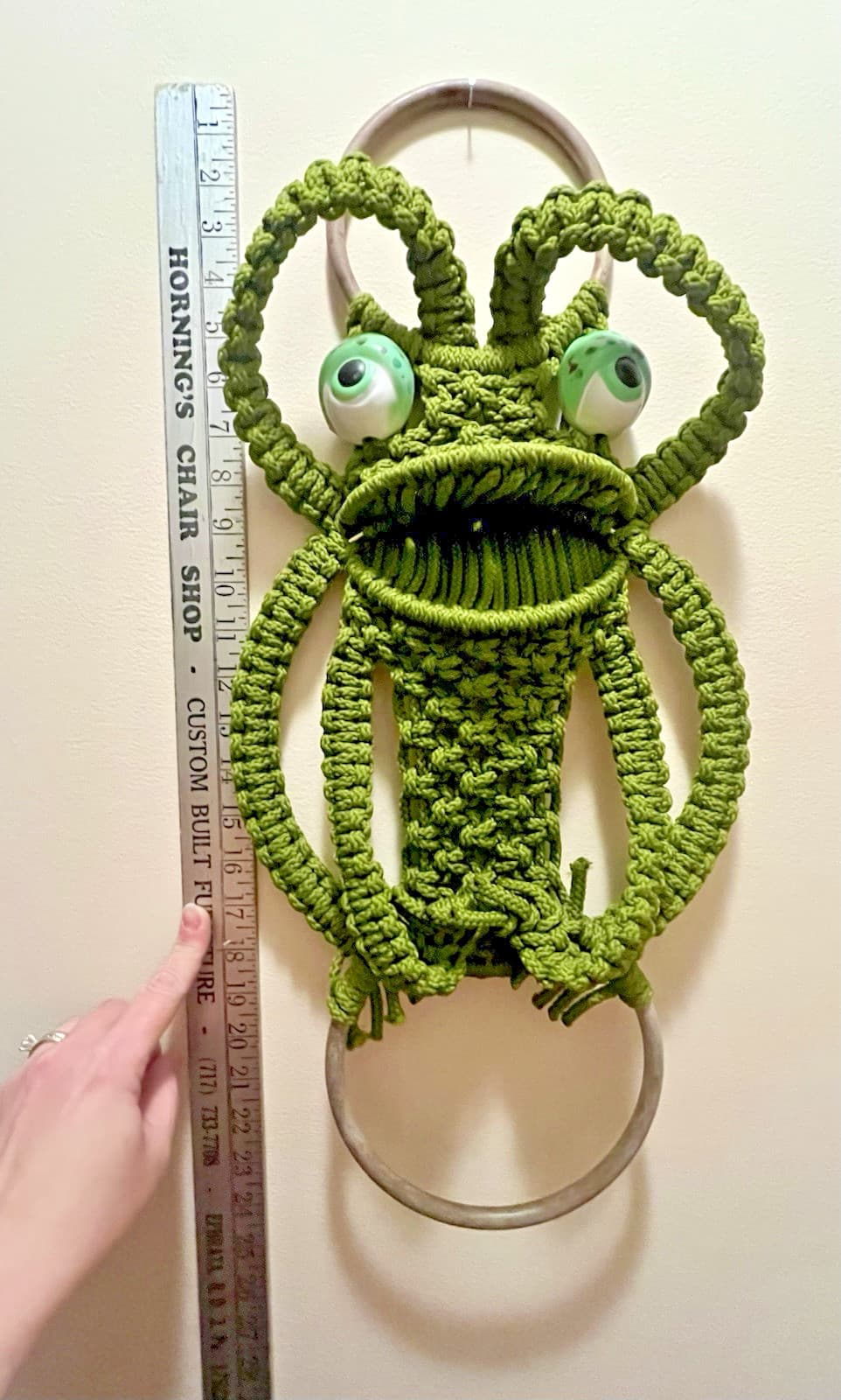 VIntage 1970s MACRAME Green Frog Handmade Plastic Eyes Large 23 inch 5