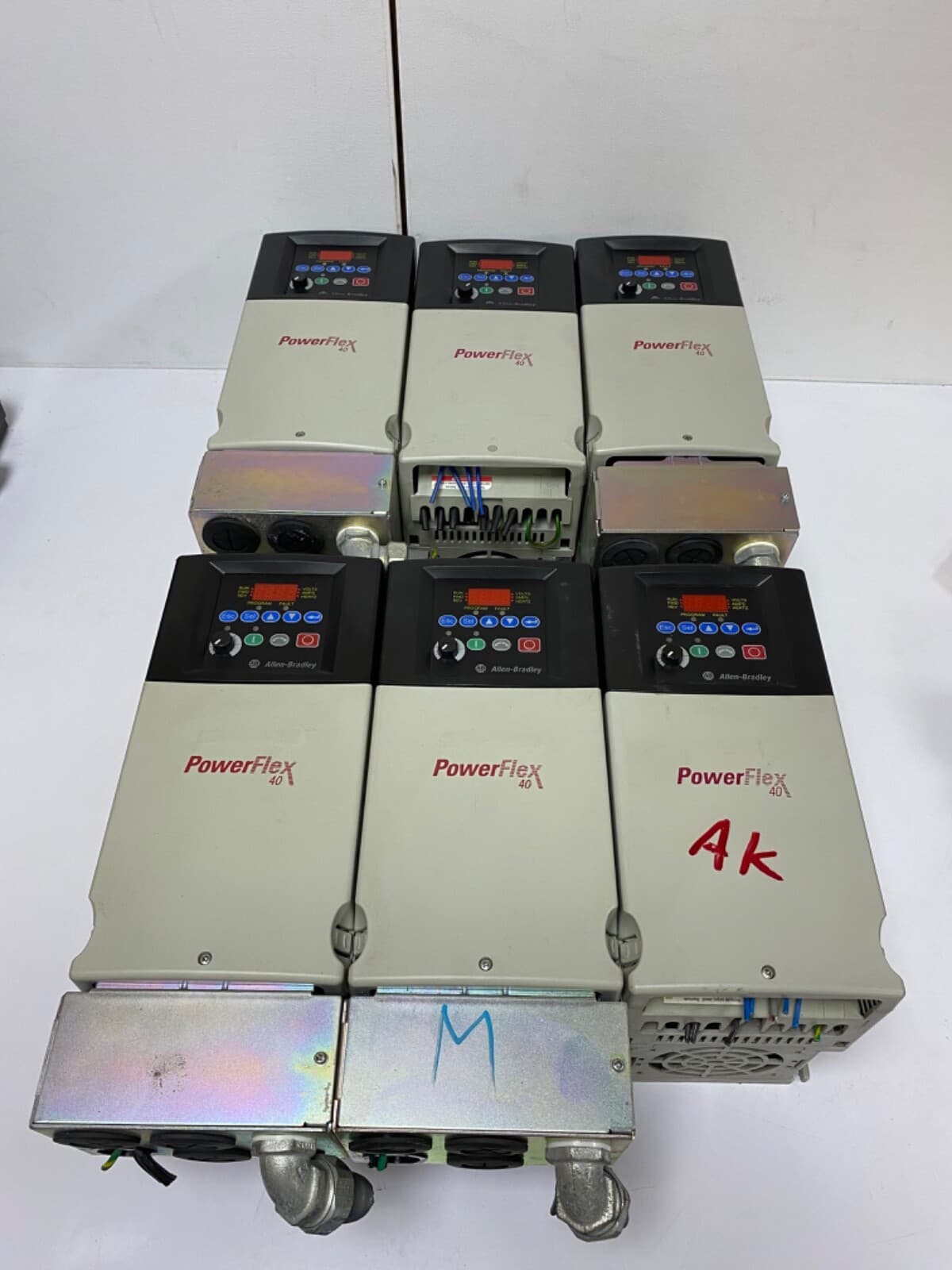 Allen Bradley 22B-D012N104 /A PowerFlex 40 AC Drive 7.5HP 5.5kW 400VAC 3-Phase 3