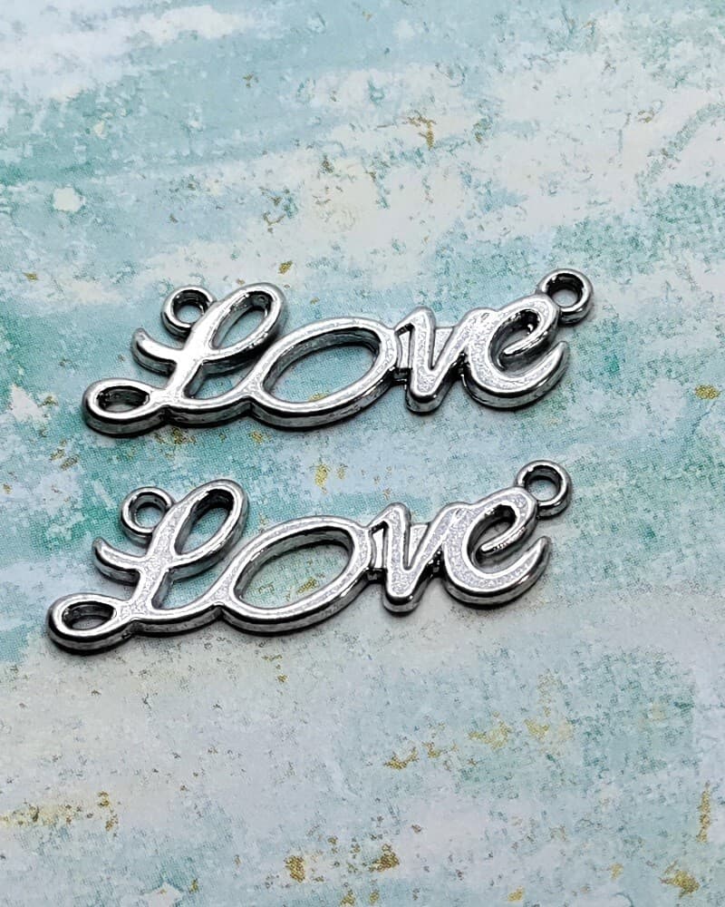 20 pieces - Antique Silver Word "Love" in Script Charms Pendants Connector #A