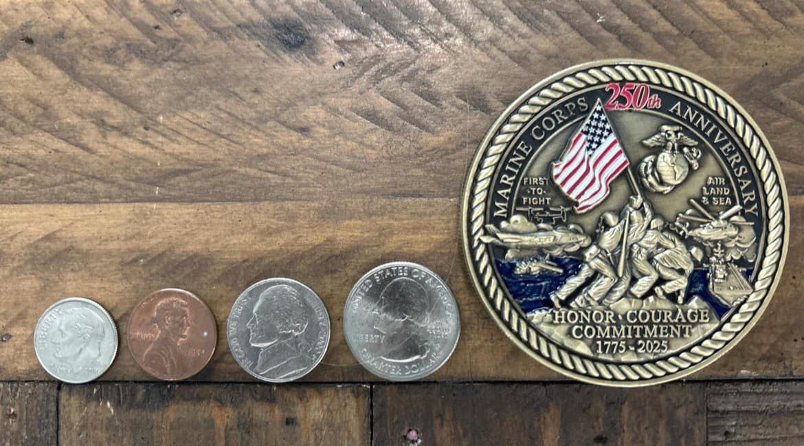 250th Anniversary Challenge Coin United States Marine Corps 1775-2025 USMC 4