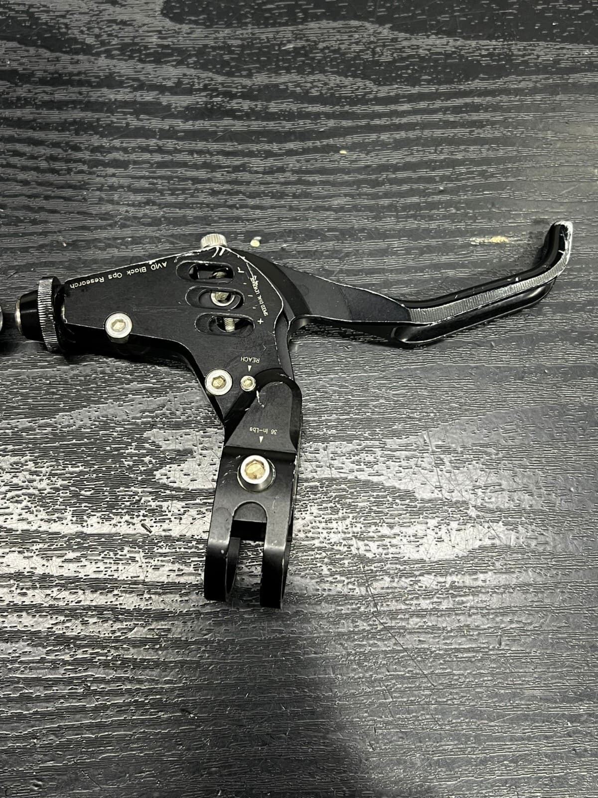 AVID Ultimate Black Speed Dial Leverage Ops Research Brake Levers 4