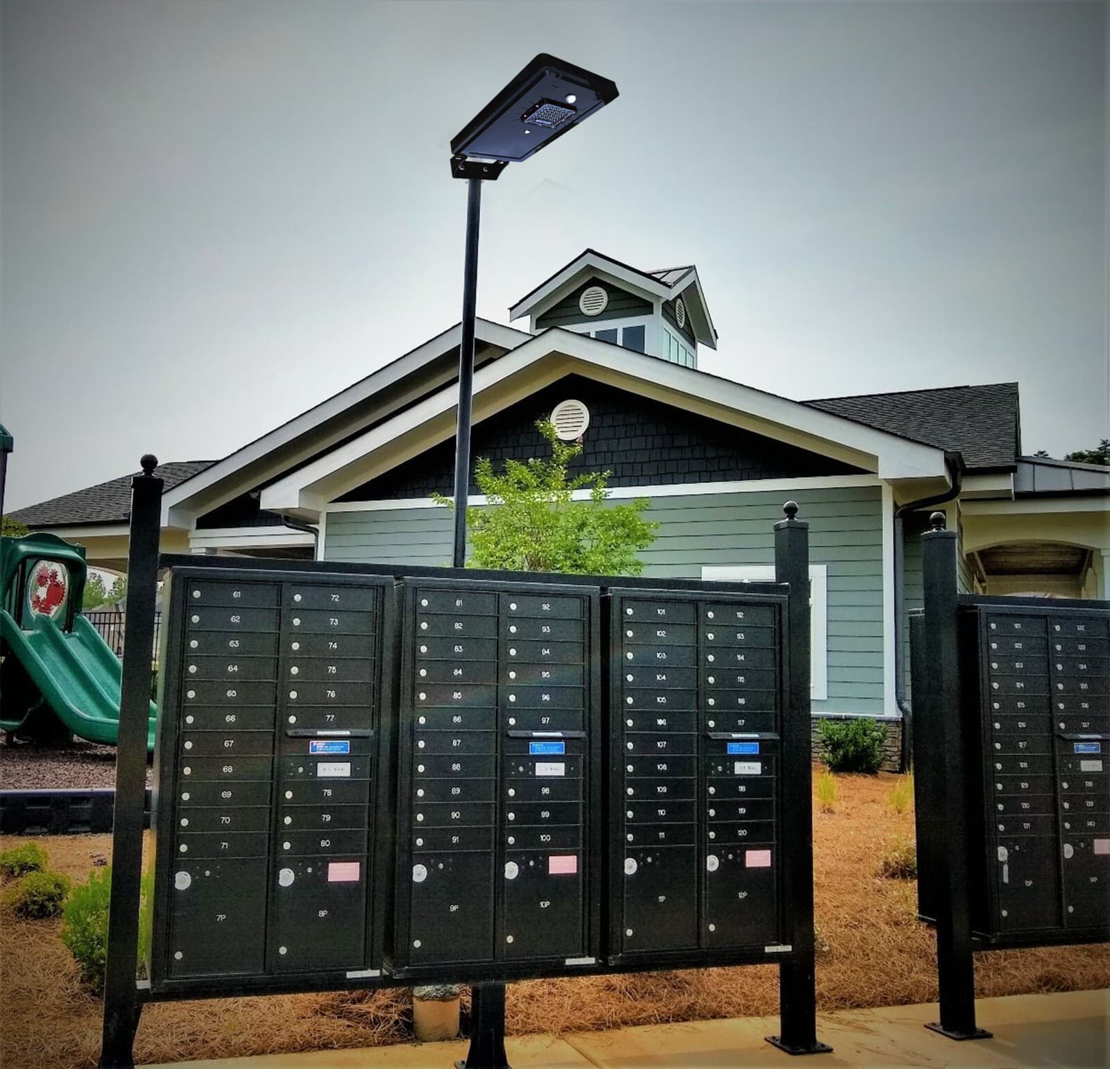 Solar Power AI-Smart 1600 Lumens Cree LED Area Parking Light 6