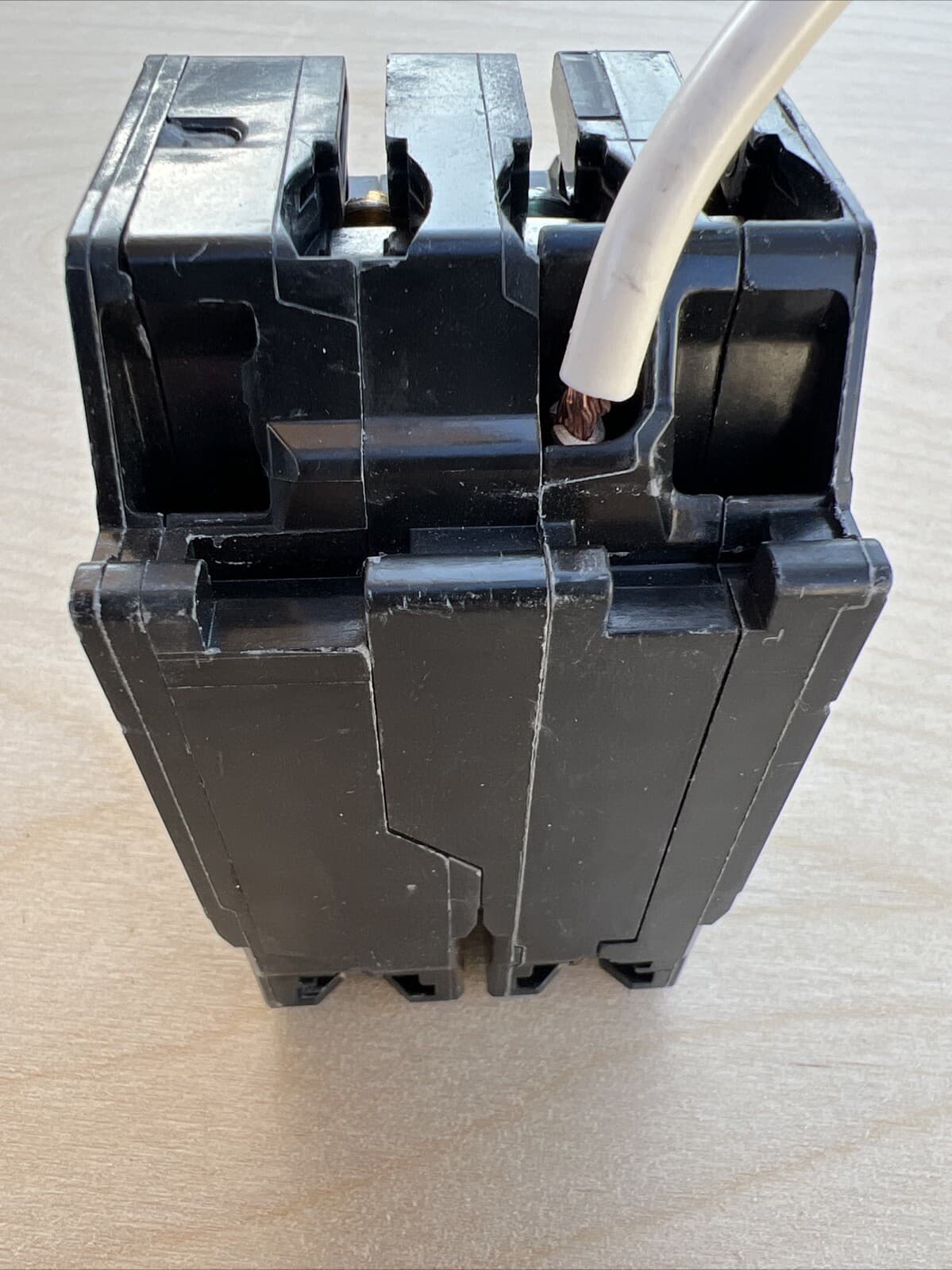 GE Ground Fault Circuit Interrupter 50A 120/240 VAC THQL2150GFT2 4