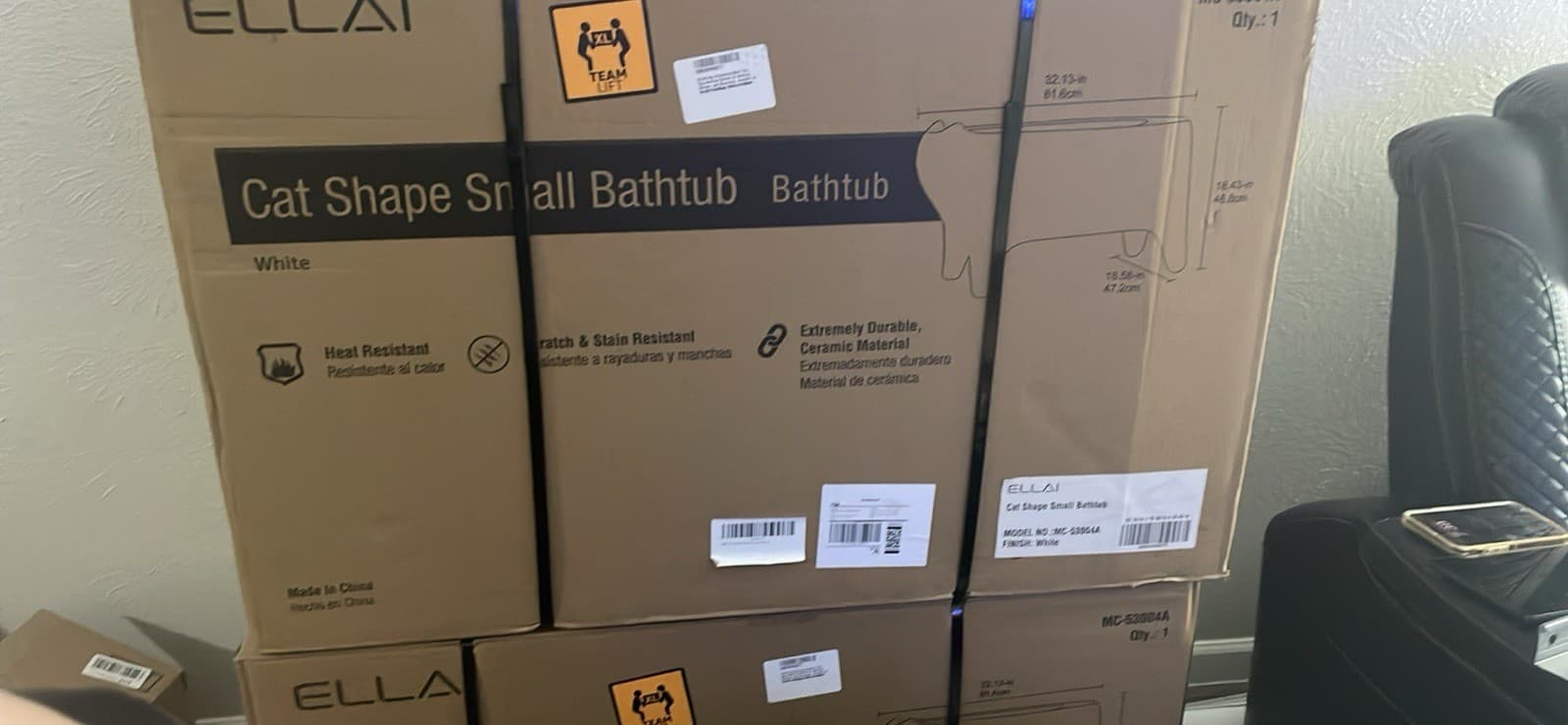 Freestanding BathtubCat Shaped WhiteCeramic FreeStandingClawfootTubwithOverflow  3