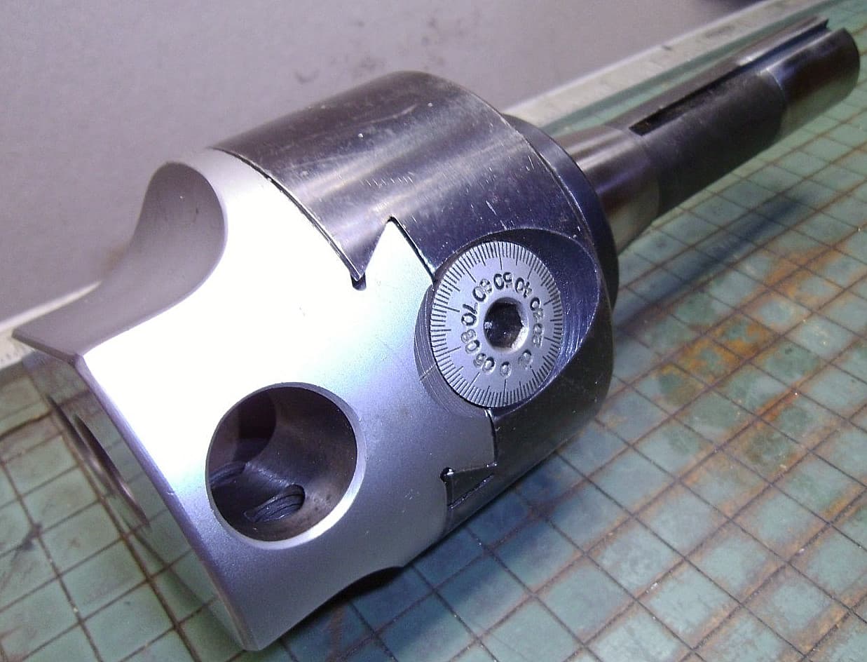 809 = 3 Diameter Boring Head R8 Shank 3/4 Boring Bar Holes (Qty.1