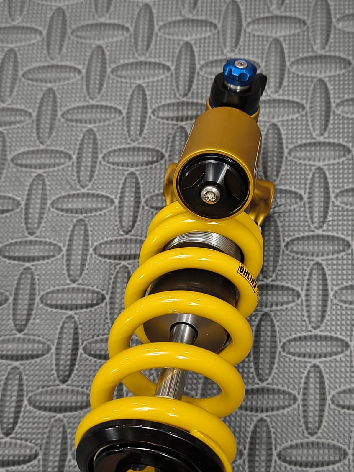 Ohlins TTX Coil Rear Shock 185x55mm Trunnion 605lbs Coil Spring 5