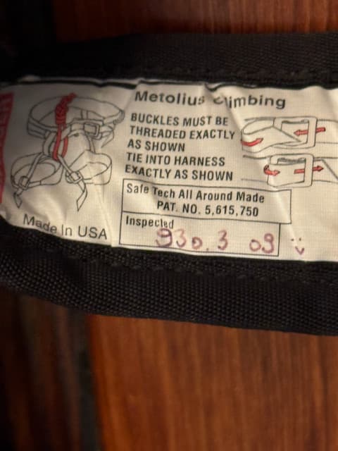 Metolius Climbing Safe Tech All-Around Harness Medium Caving Rock Climbing 6