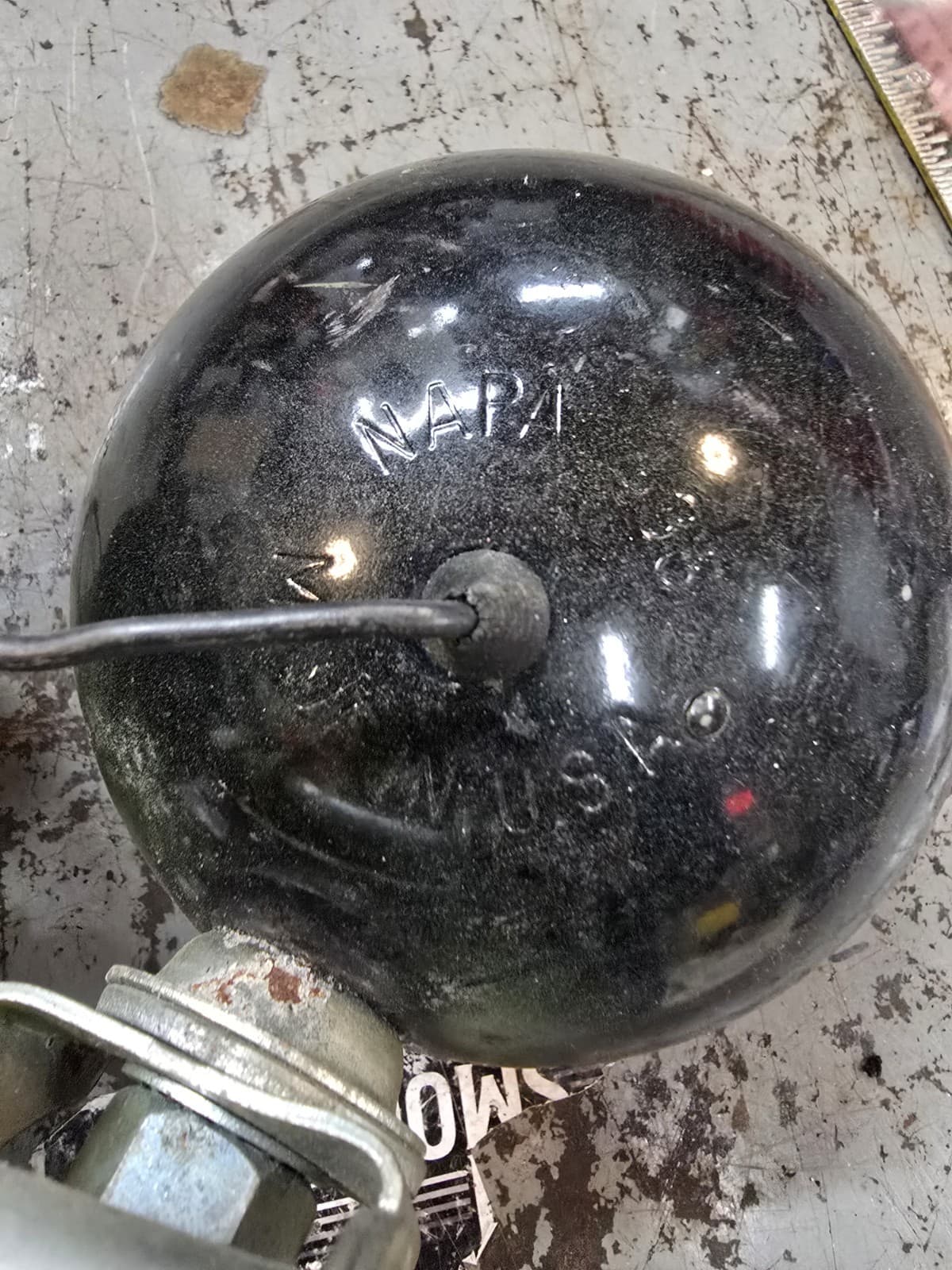 Vintage Pair Of Napa 435-4 Inch Round Tractor  Fender Bumper Auxiliary Lights  2