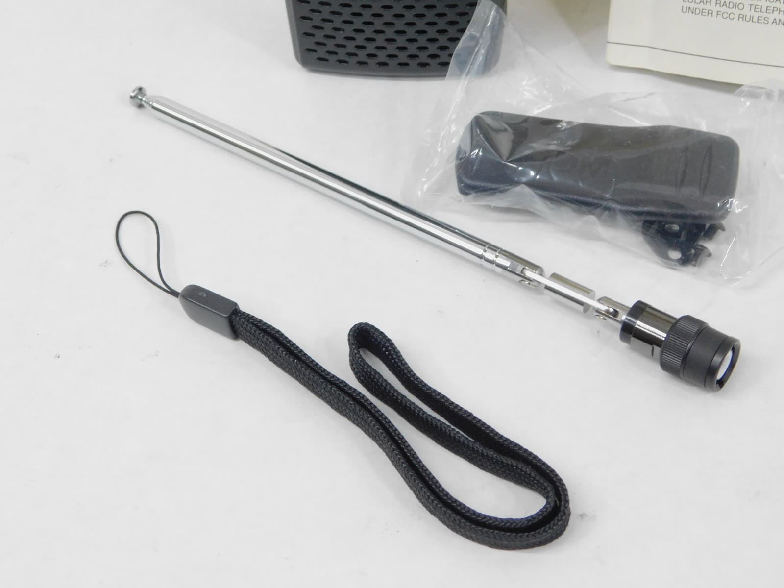 Icom IC-R20 Sport Ham Radio Handheld Communications Receiver (excellent) 3