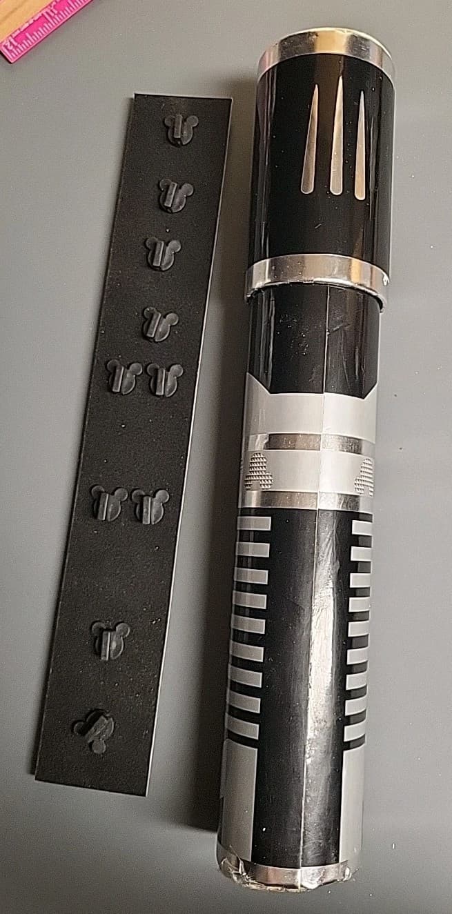 Disney Star Wars Weekend  2012 Sculpted Lightsaber Boxed 5 Pin Set LE 550 WDW 3