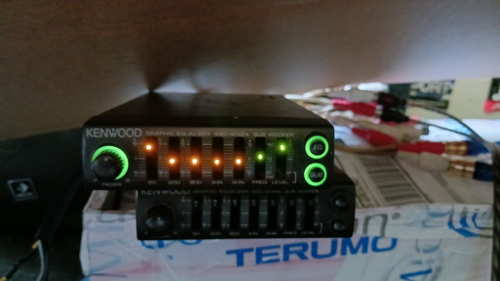 USED OLD SCHOOL KENWOOD KGC-4042A 5 BAND EQ WITH SUB OUTPUT WORKS PERFECTLY 3