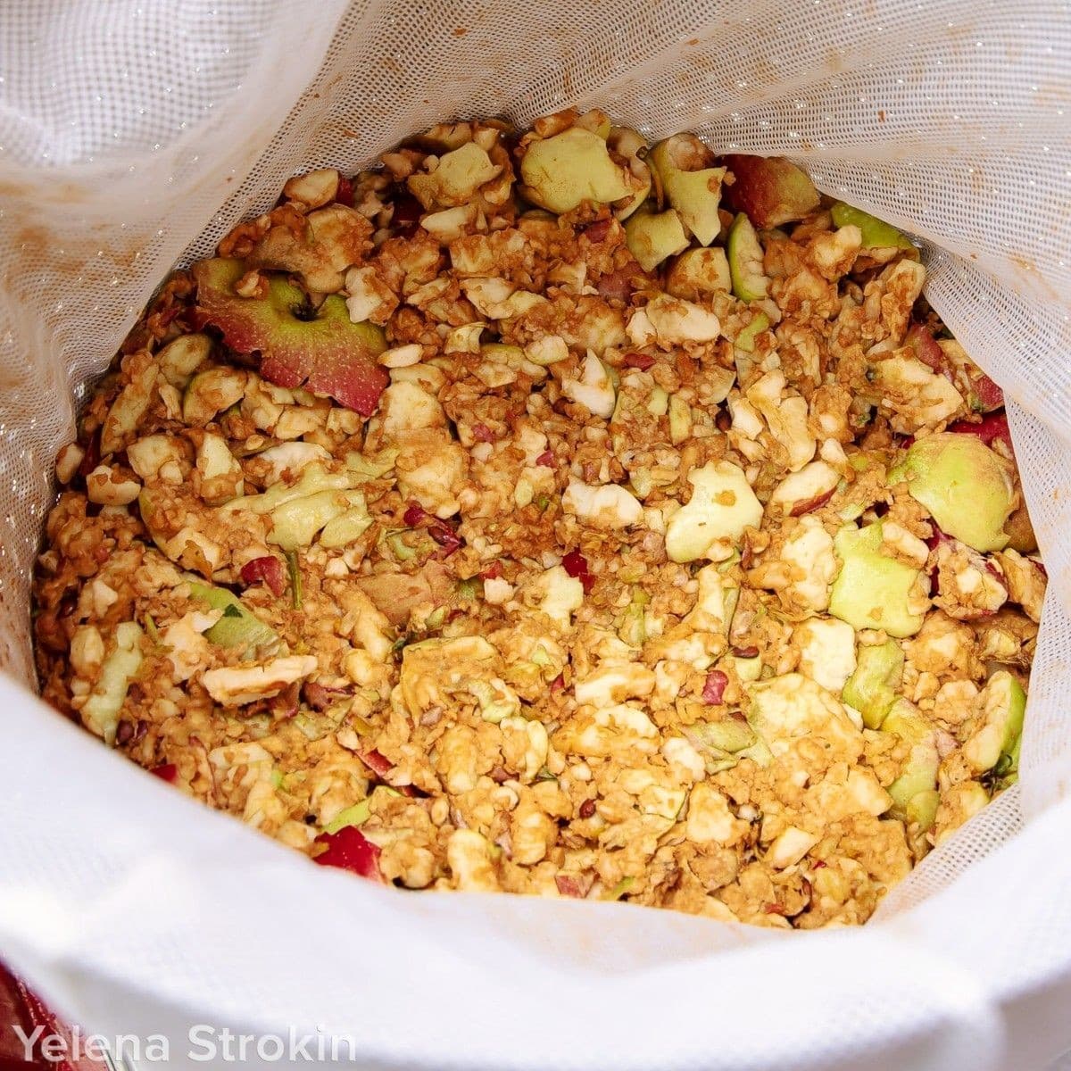 Maximizer® Apple/Fruit Grinder, Manual/Hand Crank 5