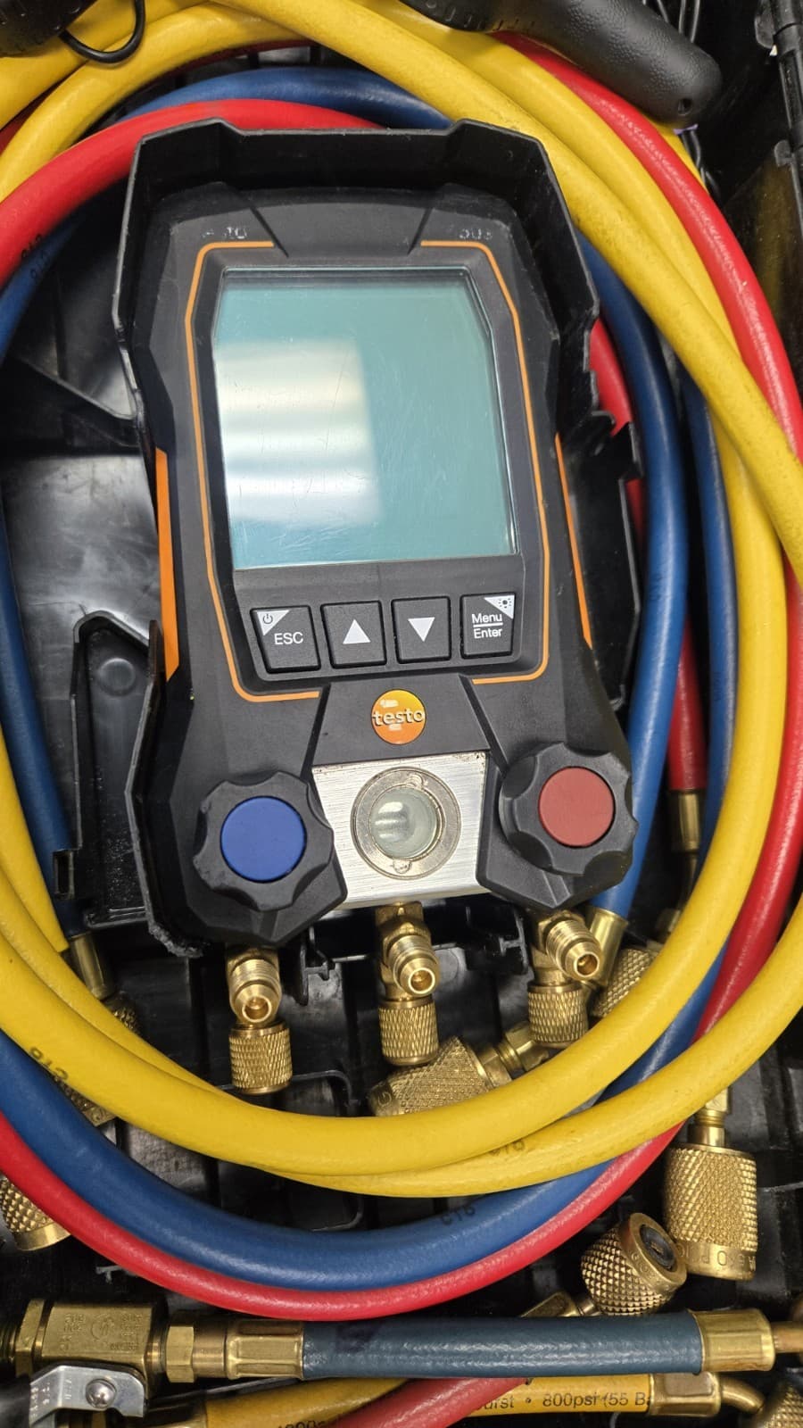 Testo 550s AC Manifold Gauge Set 2 Wired Temperature Clamp Probes Bluetooth 4