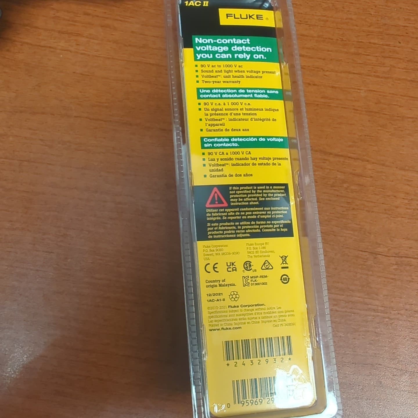 Fluke 1AC II VoltAlert Non-Contact Voltage Tester, Pocket-Sized, 90-1000V AC-NEW 4