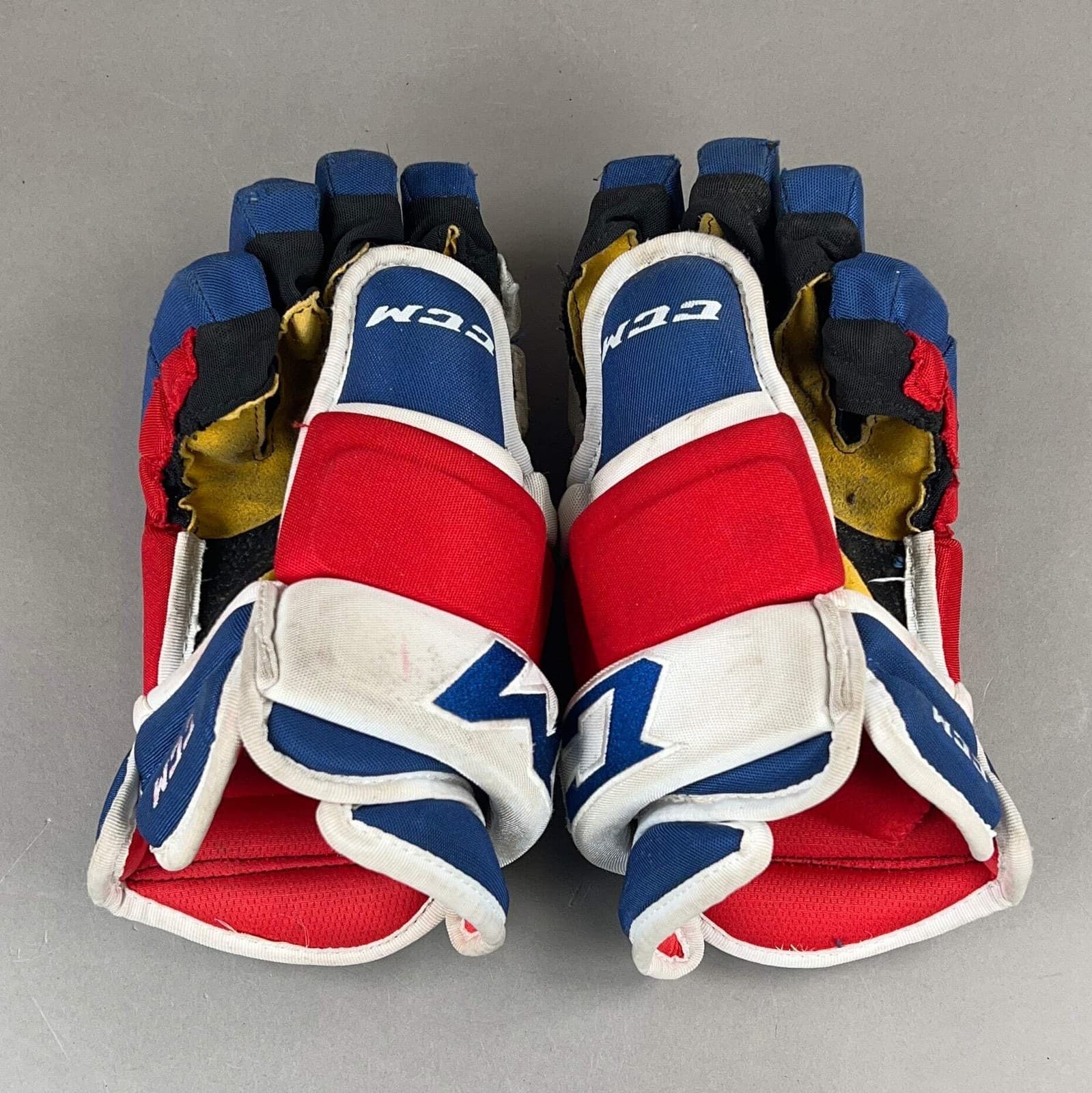 CCM HG4PC Senior 13" Vintage Hockey Gloves 2