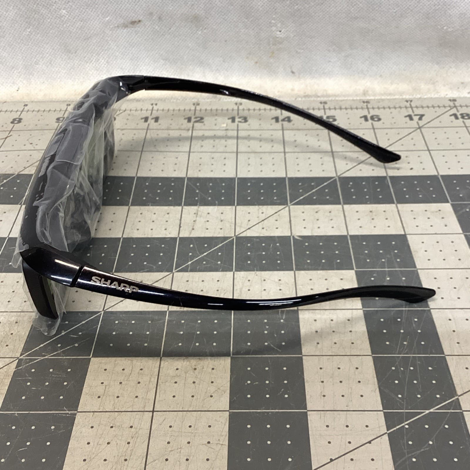 Sharp Aquos Glasses 3D-G/2D-R With Black Frame New No Box 3