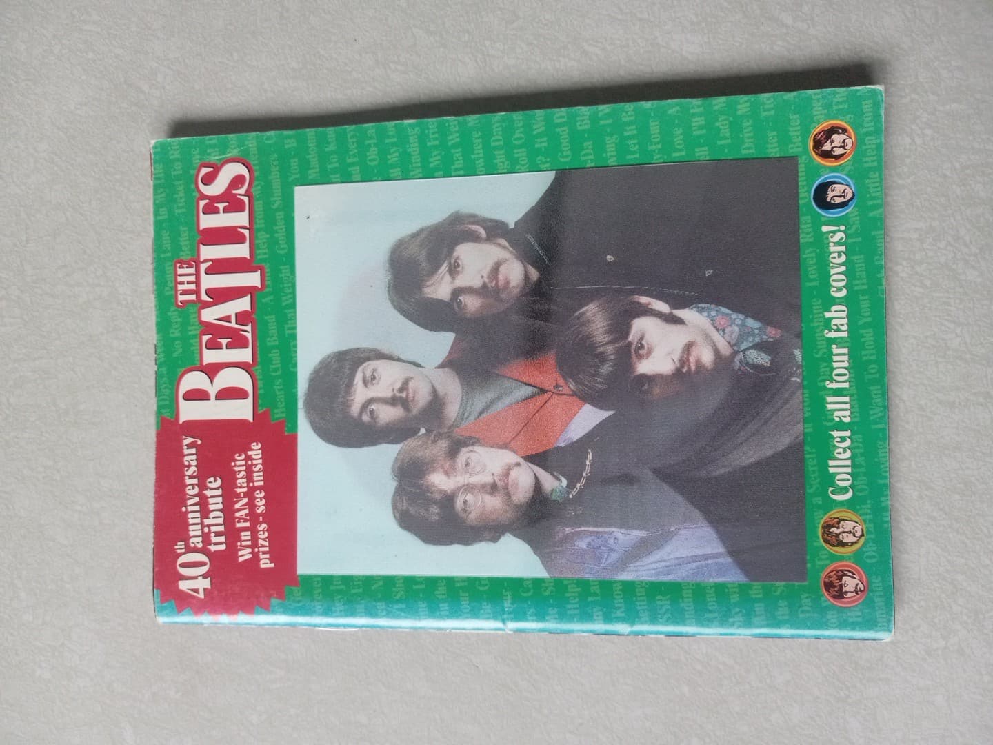 THE BEATLES 40th Anniversary Tribute Globe Special Digest Holograph Covers - 2 6