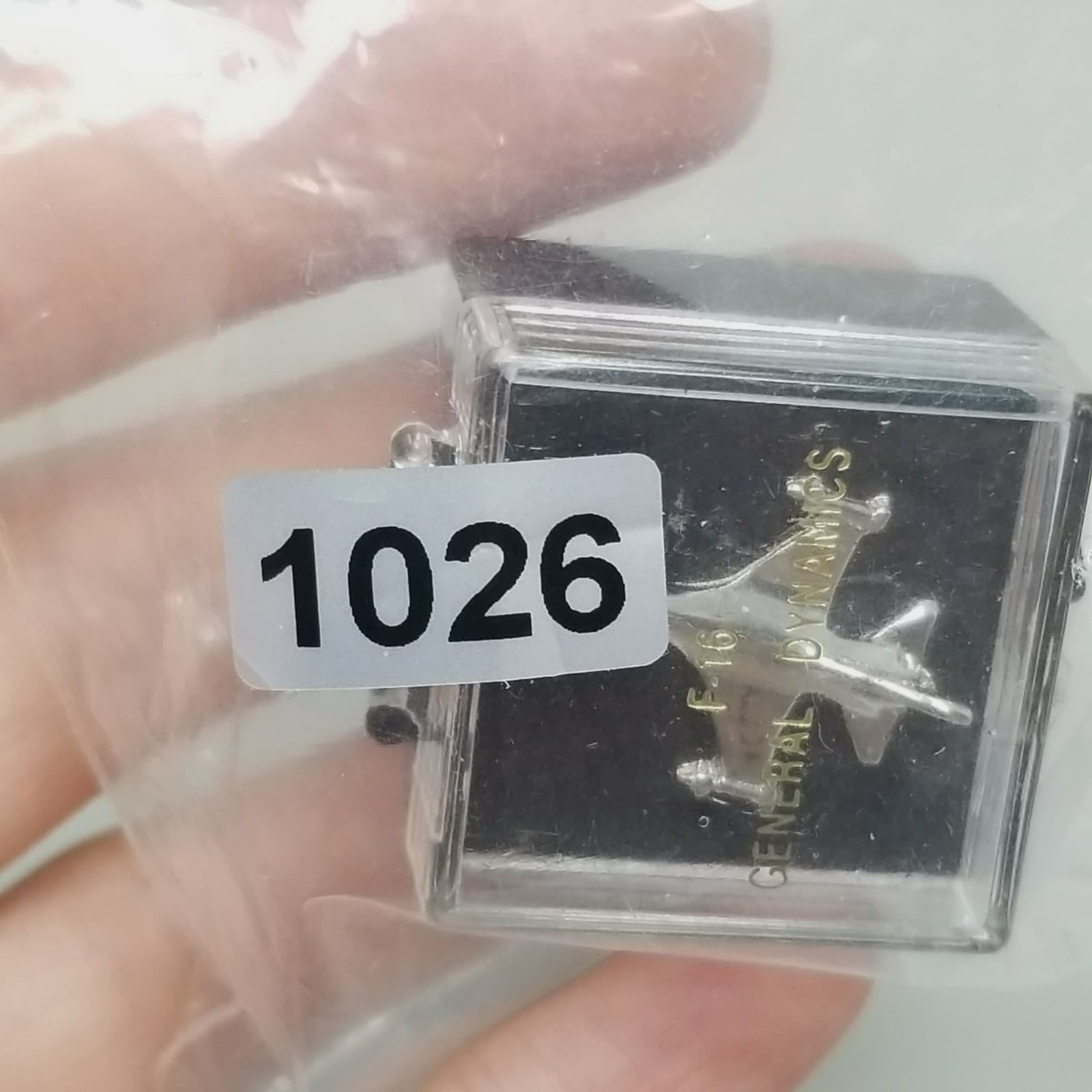 Vintage F16 General Dynamics Fighter Jet Lapel Tie Pin Brooch Silver Tone in Box 6