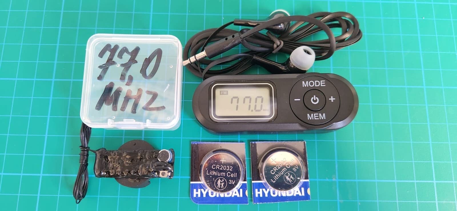 SET Micro Spy Bug operating outside FM broadcasting area and special FM receiver 5