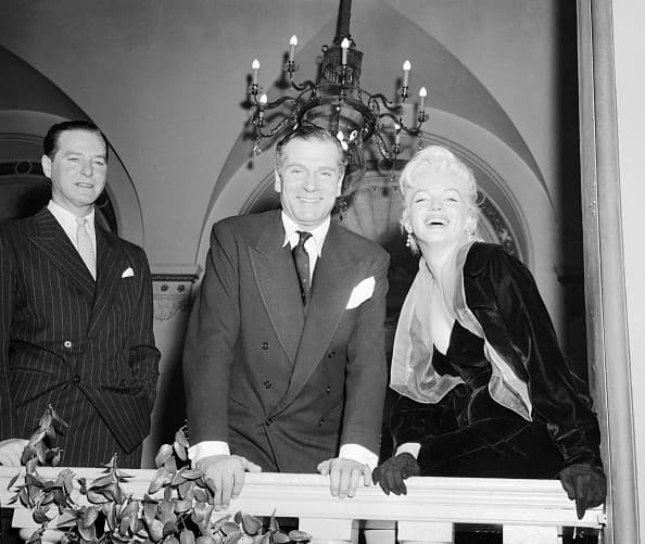 Marilyn Monroe Owned Worn 50's black kidskin gloves from Secretary May Reis 6