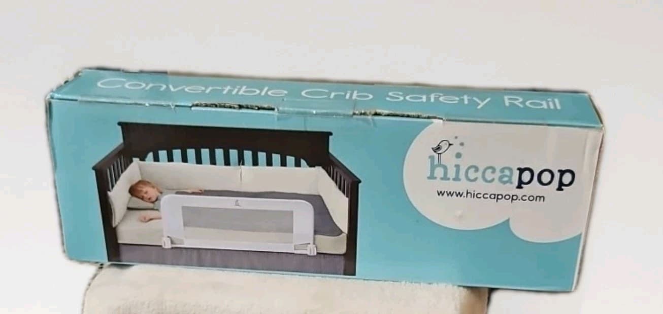 HICCAPOP CRIB RAIL GUARD / CRIB BED RAIL FOR TODDLERS~Open Box 6