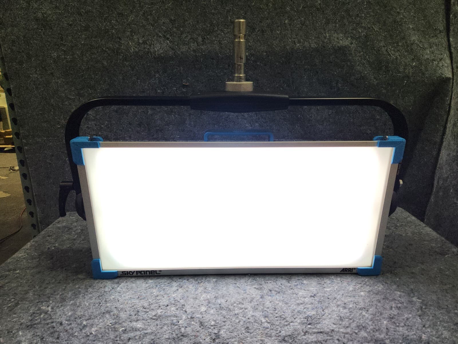 ARRI S60-C SkyPanel RGBW Color/White LED Soft Light Panel w/Power Supply Blue 3