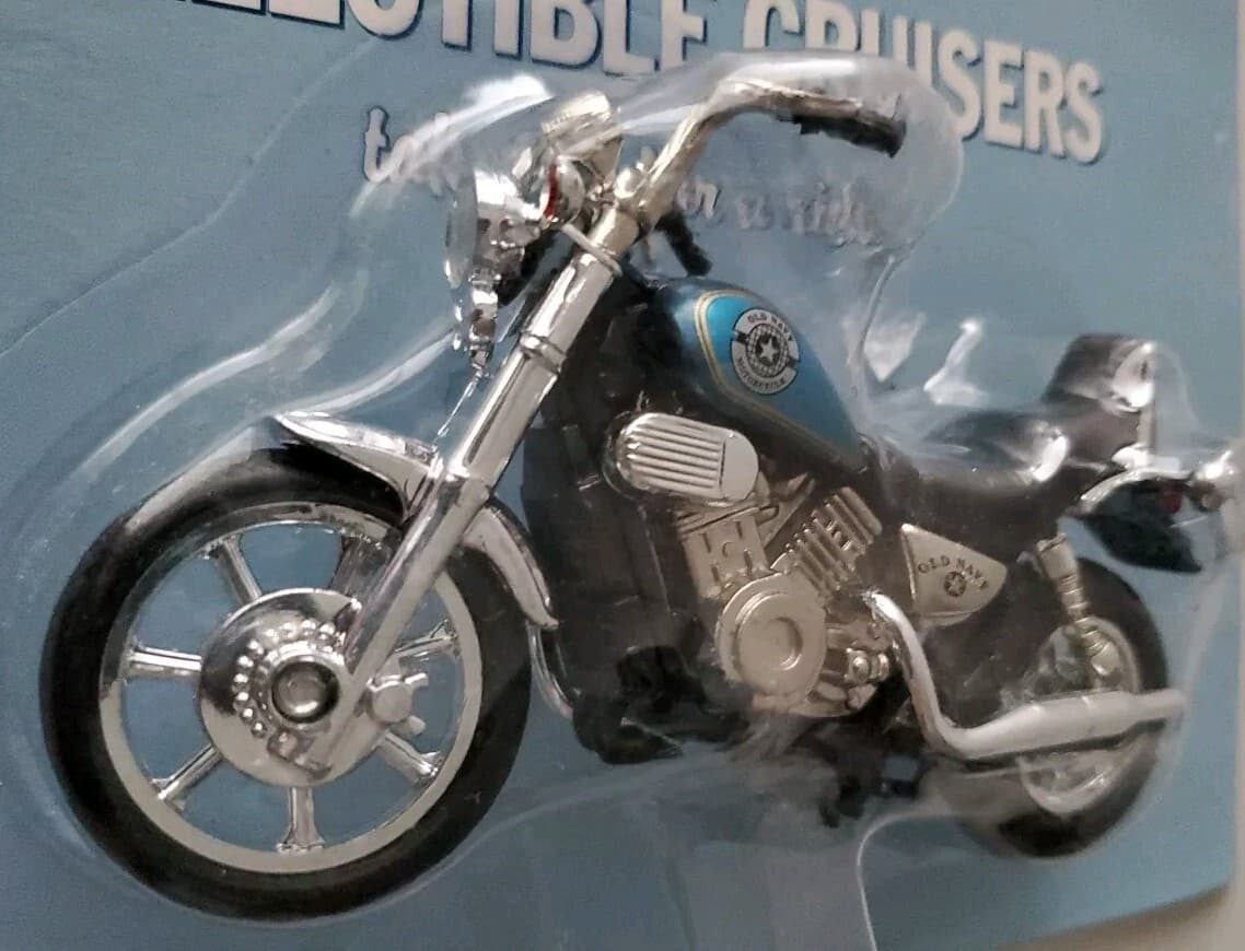 OLD NAVY COLLECTIBLE CRUISERS VINTAGE MOTORCYCLE MODEL KAWASAKI VULCAN 2