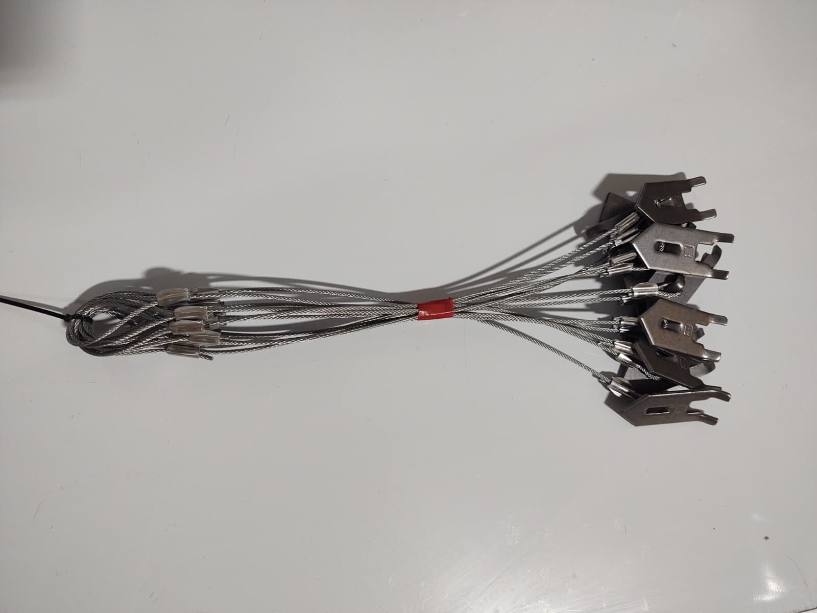 24 WOLF FANG EARTH ANCHOR'S 15" 3/32 HEAVY DUTY TRAPPING WOLF FANG EARTH ANCHORS