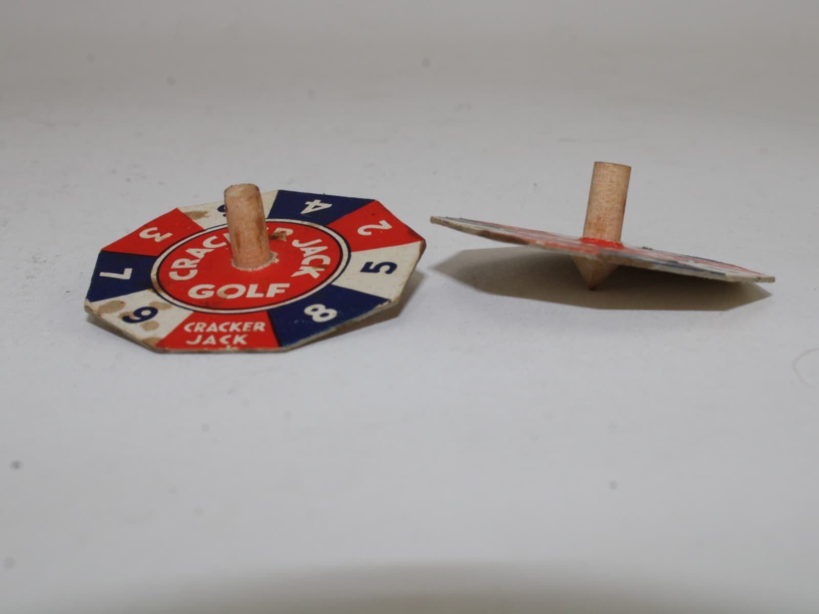 Pair of Rare 1920's Cracker Jack Golf Spinning Cardboard Prize Game 5