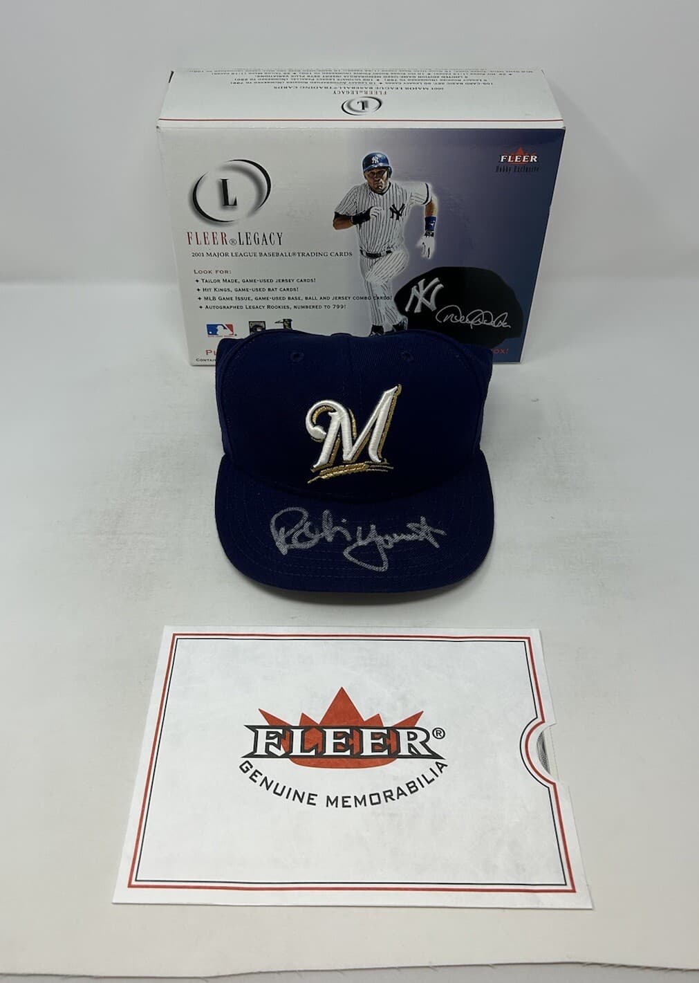 Robin Yount Milwaukee Brewers 2001 Fleer Legacy Autographed New Era 59Fifty Cap! 5