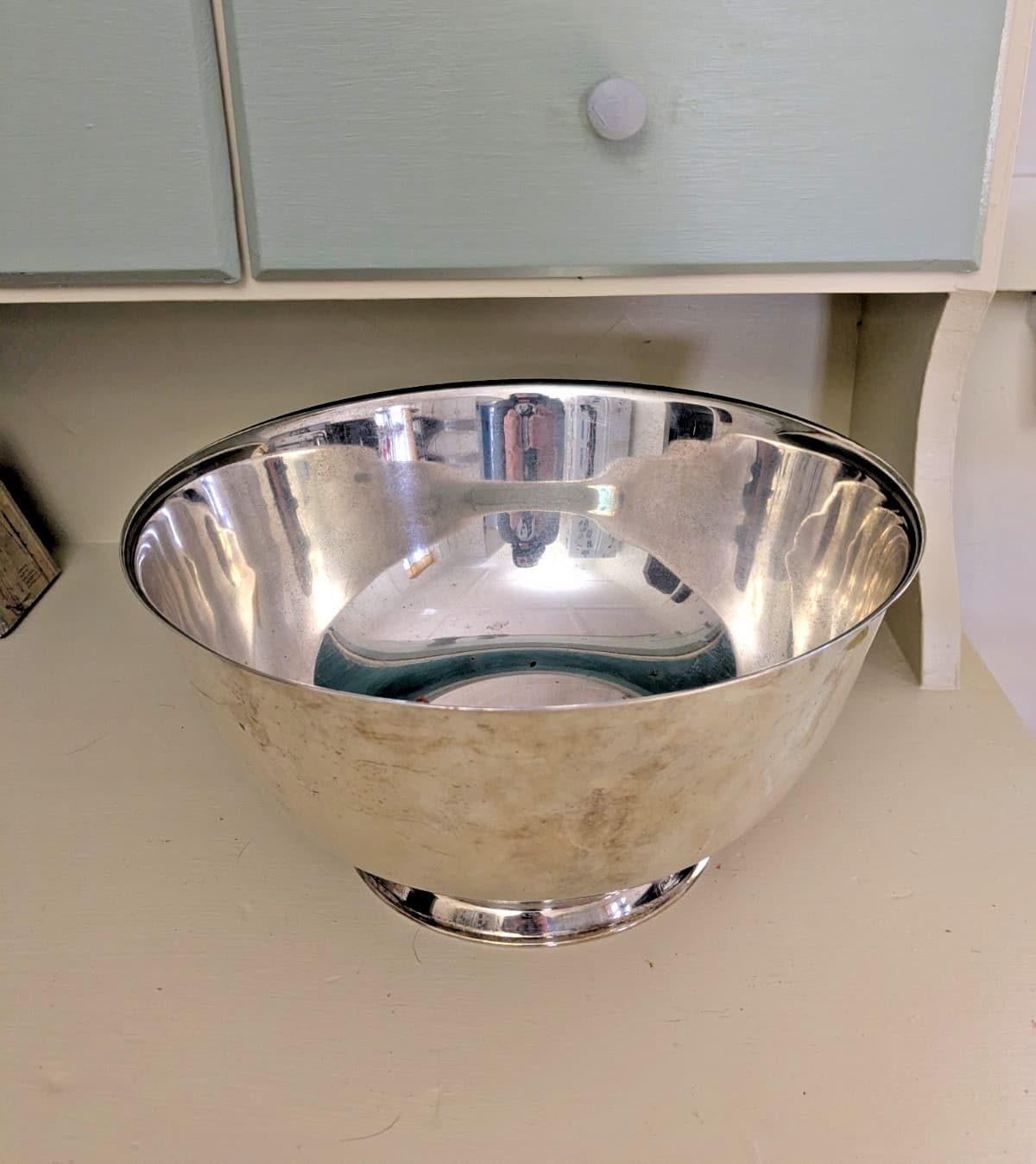 Large Oneida Silverplate Bowl Paul Revere Reproduction 12" Diameter 5