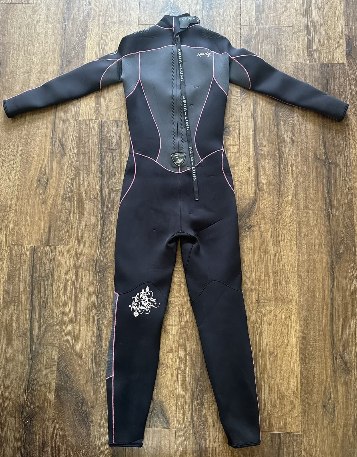 Aqua Lung AquaFlex 3mm Women's Full Wetsuit Size 8 Long Pink & Black 2