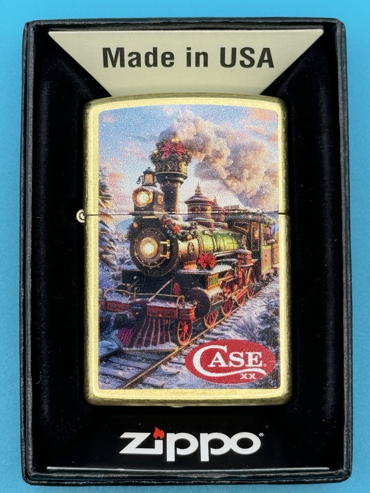 Case Knives Christmas Train Street Brass Zippo Lighter NEW