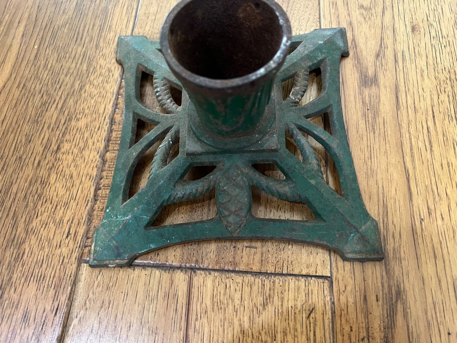 Antique Cast Iron Feather Tree With Pinecones Tree Stand 4