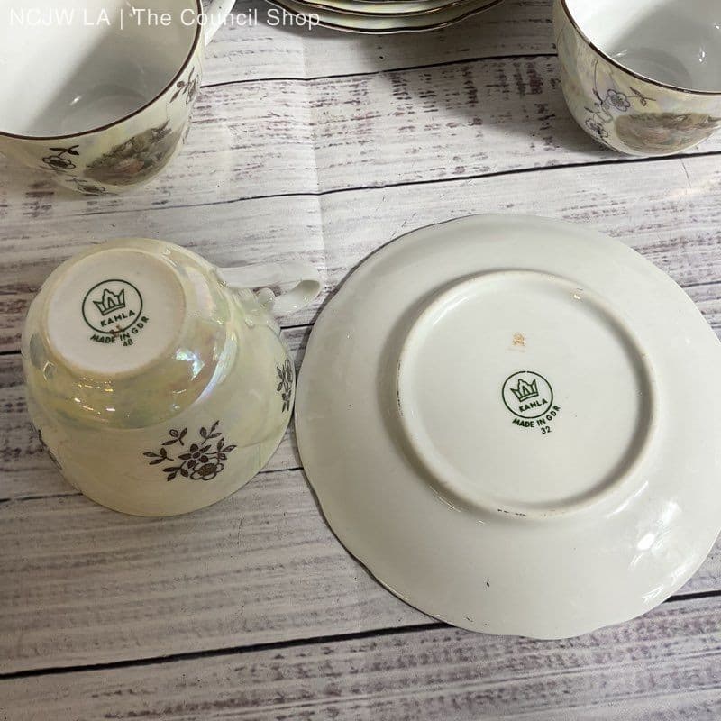 VTG. KAHLA Madonna Iridescent Cups And Saucers- SET OF 5 5