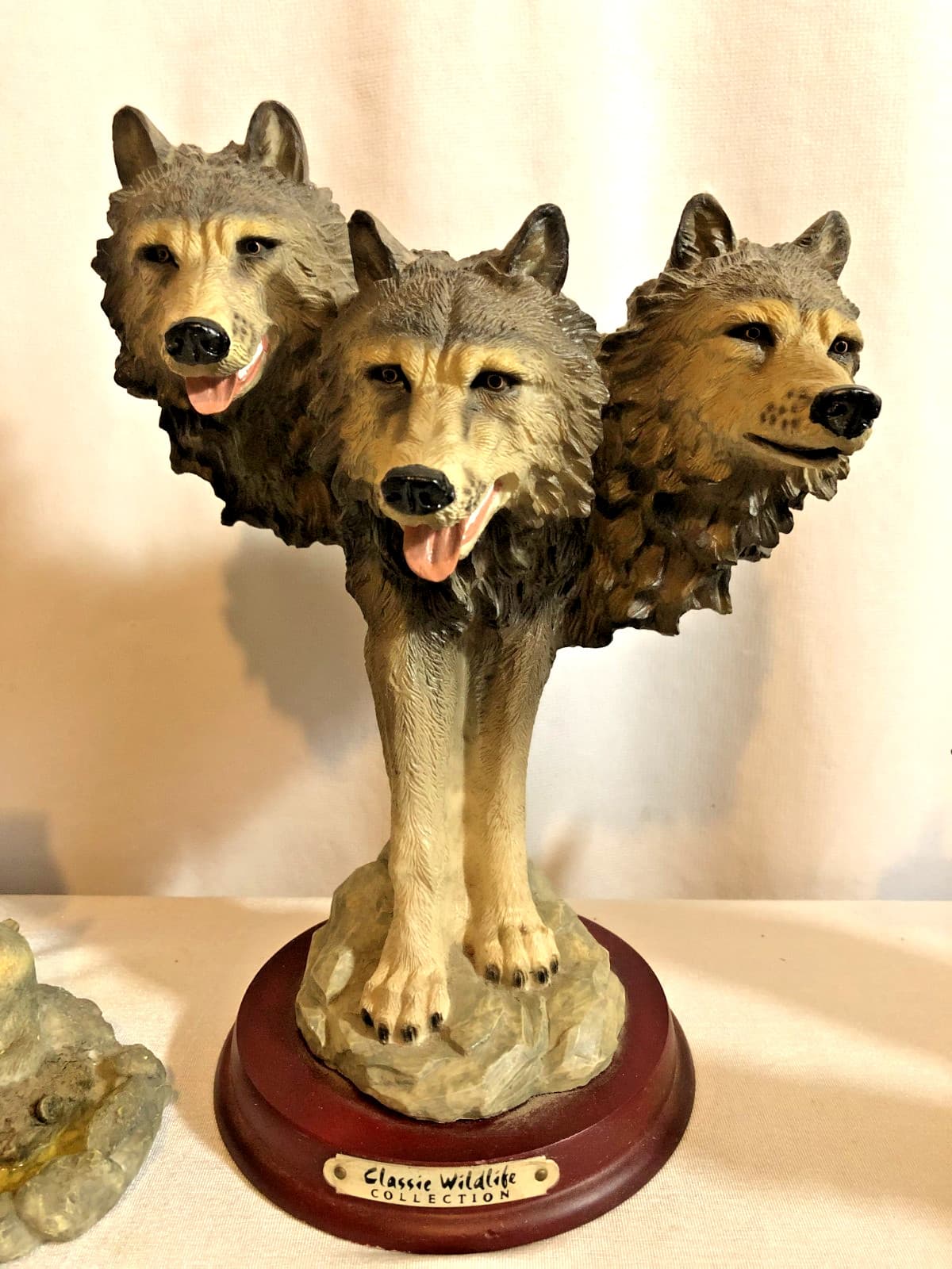 Lot Of 6 Vintage Resin Wolf Wolves Eagle Figures Statues 2