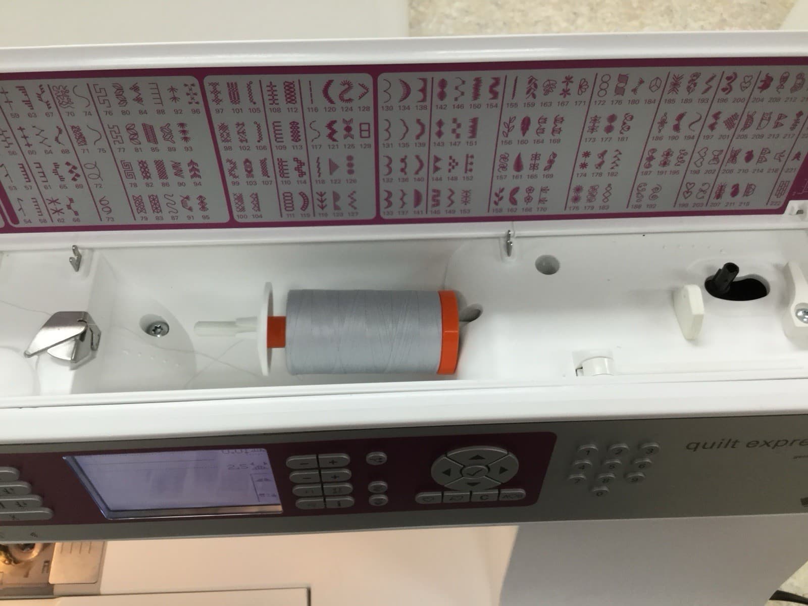 Pfaff Quilt Expression 4.0 Sewing Machine 6