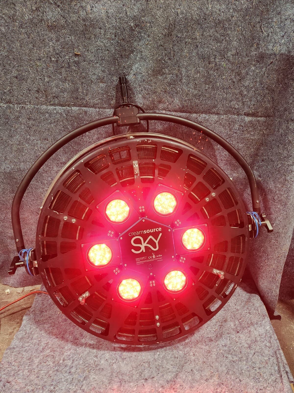 Creamsource Sky 1200W Full Color RGBWA 6-Engine LED Soft Light w/PSU *479 HOURS* 3