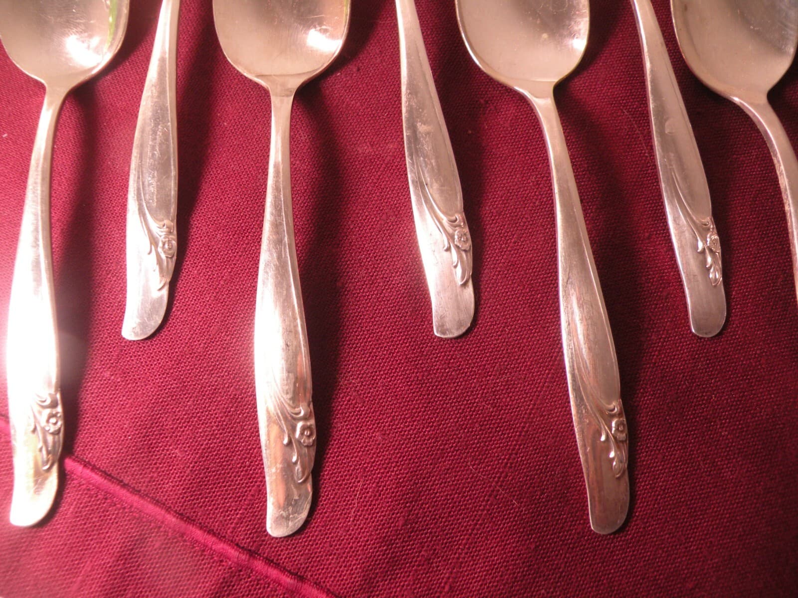 Set Of 7 Teaspoons 1957 EXQUISITE Rogers & Bro International Silverplate 6 1/8" 4